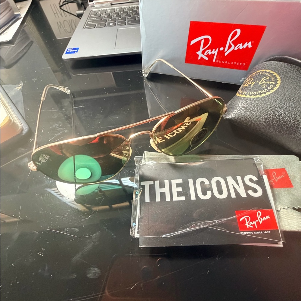 Ray-Ban Gold Mirror Aviator Sunglasses - Picture 10 of 16